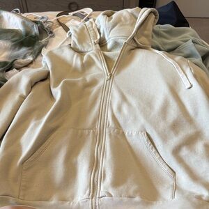 ALO Yoga Cream Zip-Up Hoodie